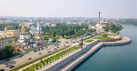  Den mystiska Sfinxen av Irkutsk: En gigantisk konstinstallation som blickar mot framtiden!