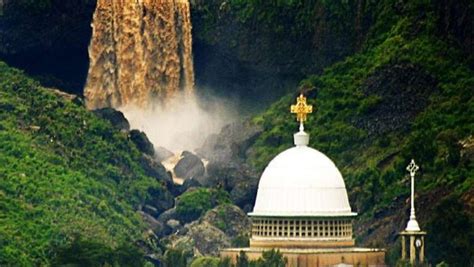 Entreating Ethiopian Splendor! Discover the Enchanting Debre Libanos Monastery Nestled Amidst Breathtaking Cliffs.