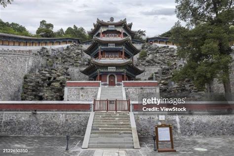 Xiangshan Temple Enchanting Mountaintop Haven!